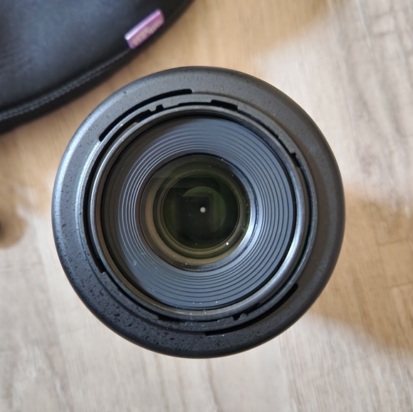 Nikon AF-S DX Micro NIKKOR 85mm F3.5G ED VR